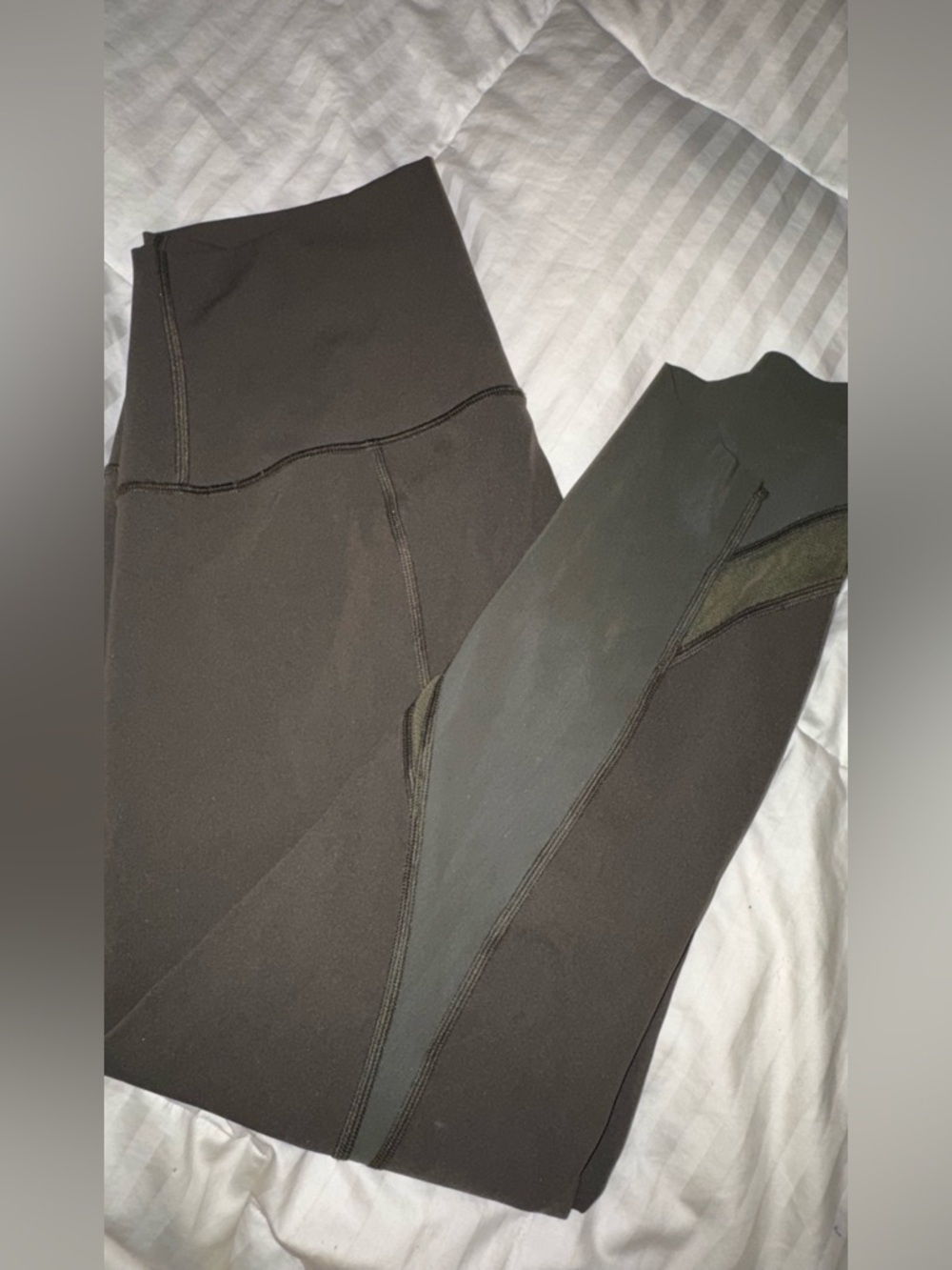 Lululemon Wunder Under High-Rise Crop 23" *Updated Scallop FullOn Luxtreme OLIVE - Picture 2 of 10